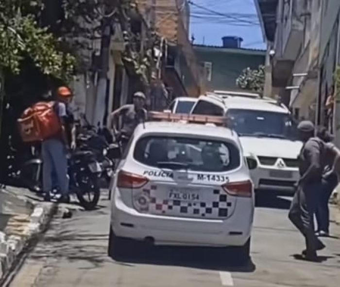 Polícia Militar Prende dois Jovens no Jd São Pedro após roubo em oficina 